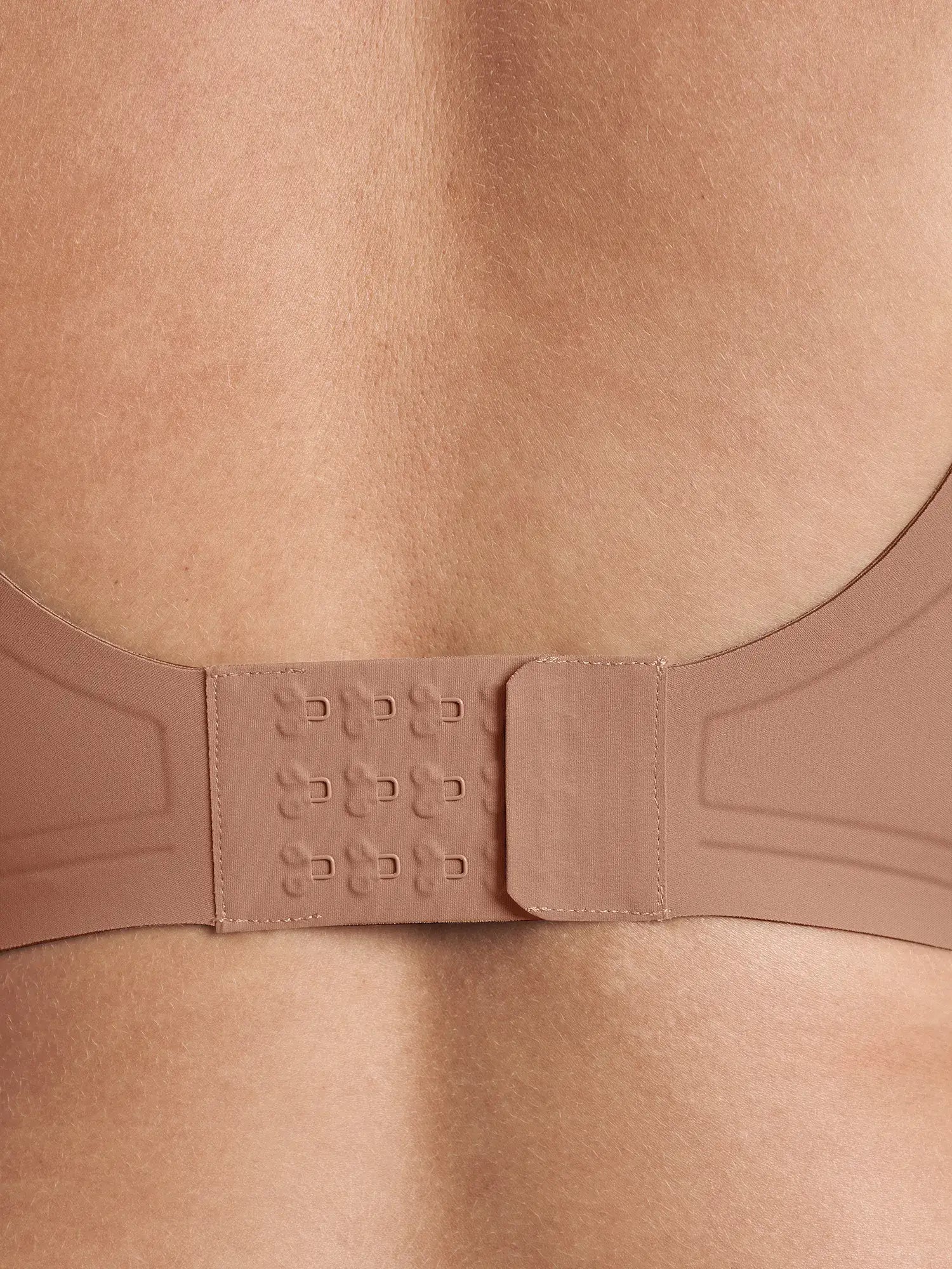 Jelly-Support Plunge Wireless Seamless Bra