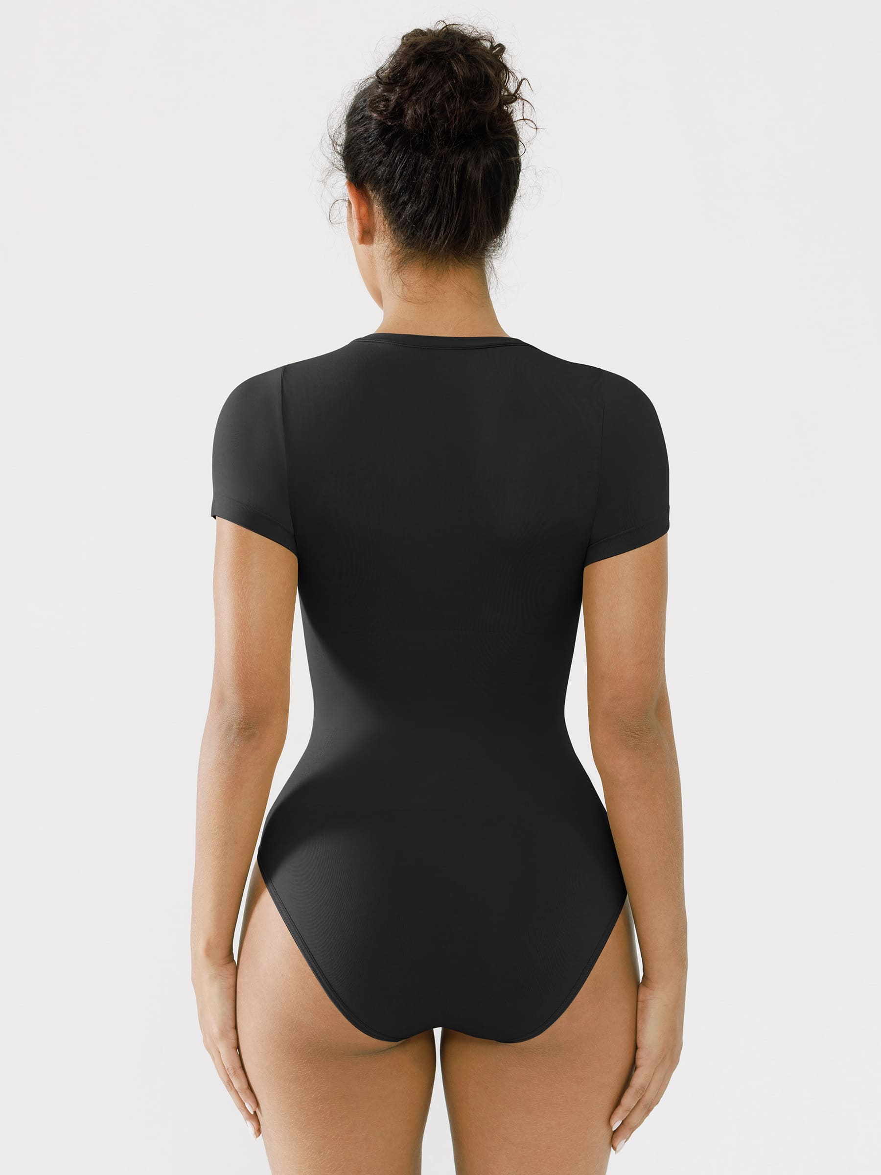 Crew Neck Seamless Short Sleeve Bodysuit