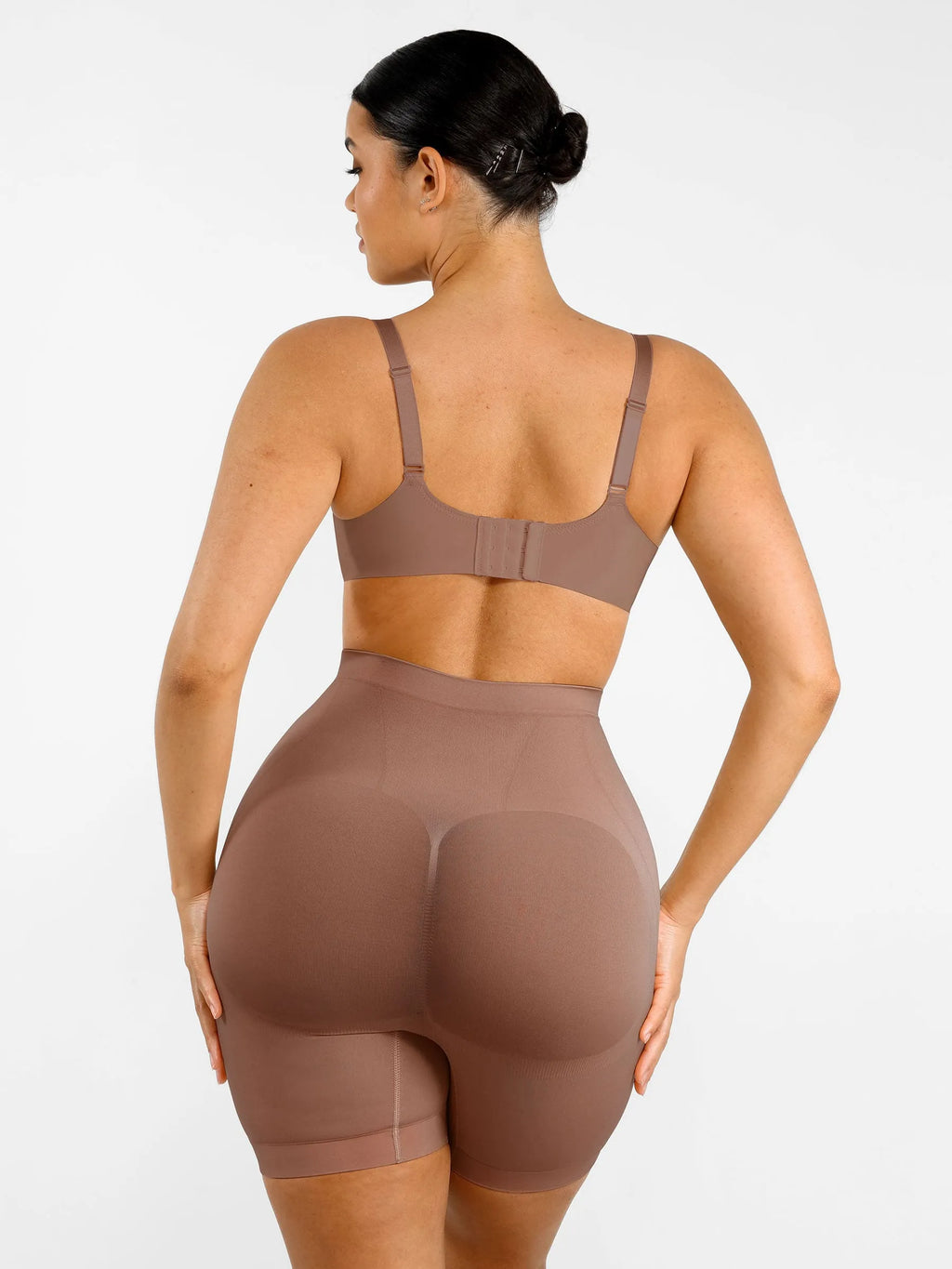 Butt-Lifting Seamless Comfort Shaping Shorts