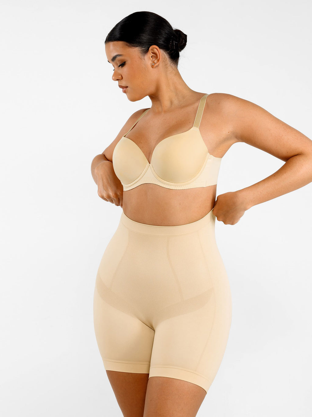 Butt-Lifting Seamless Comfort Shaping Shorts