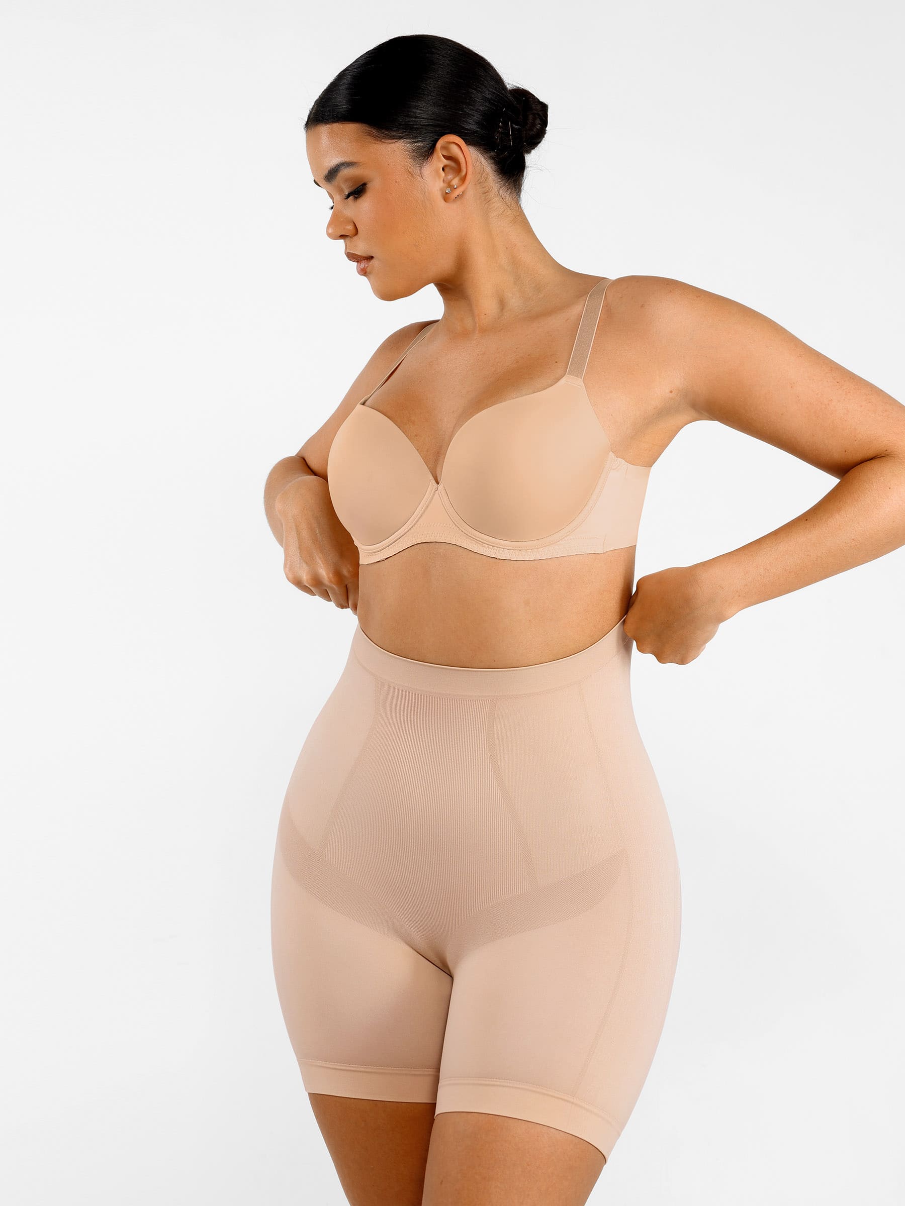 Butt-Lifting Seamless Comfort Shaping Shorts