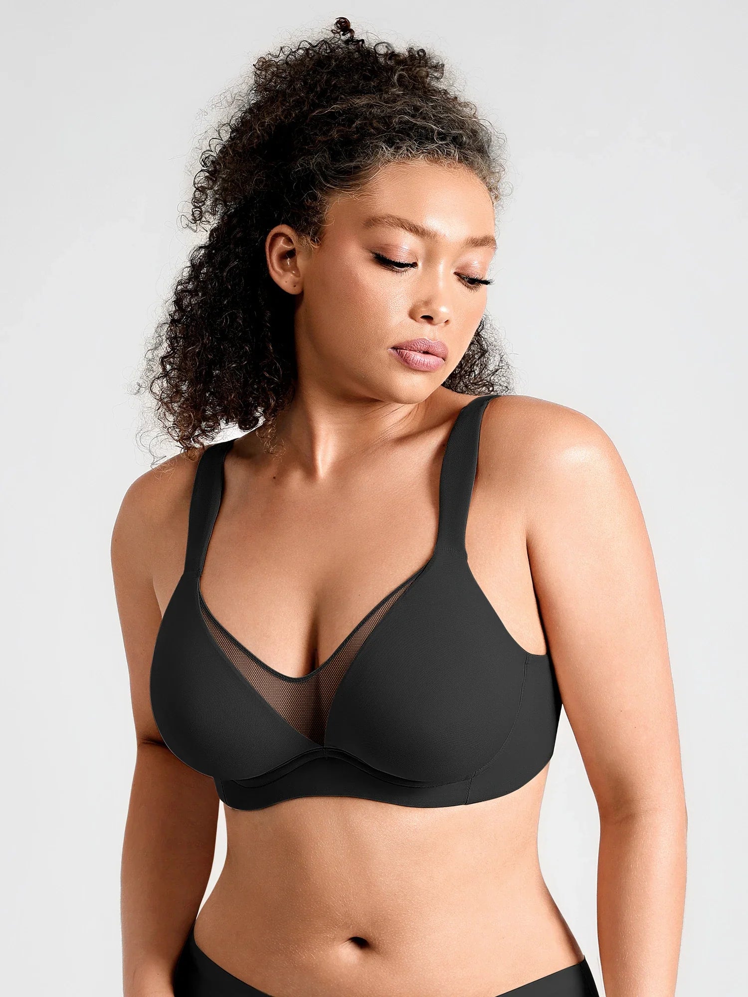 Featherlight Mesh Contour Bundle