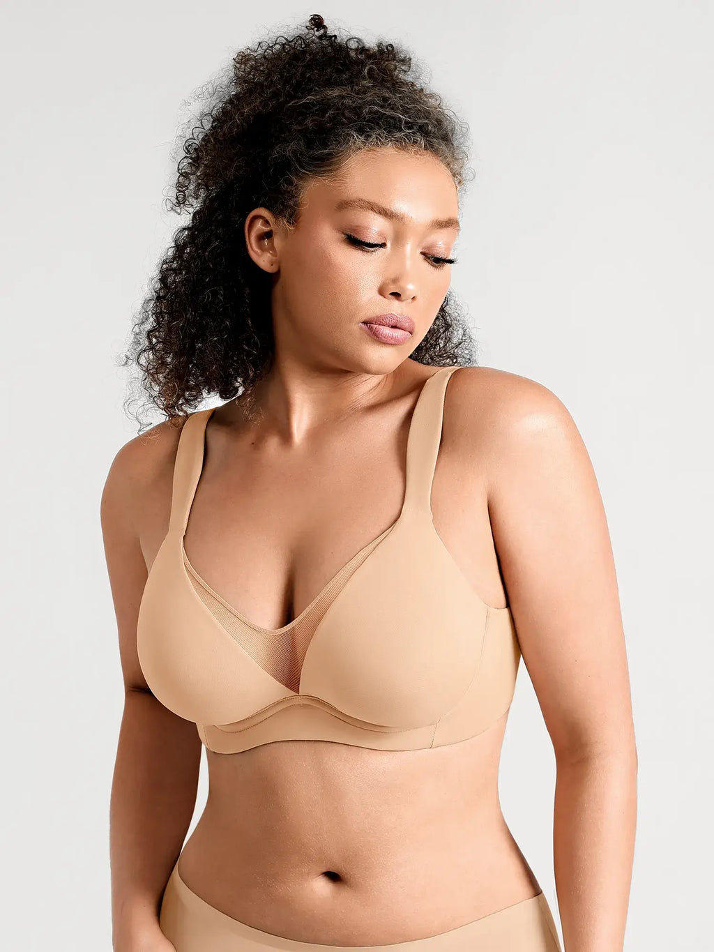 Support V-Neck Sheer Minimizer Bra