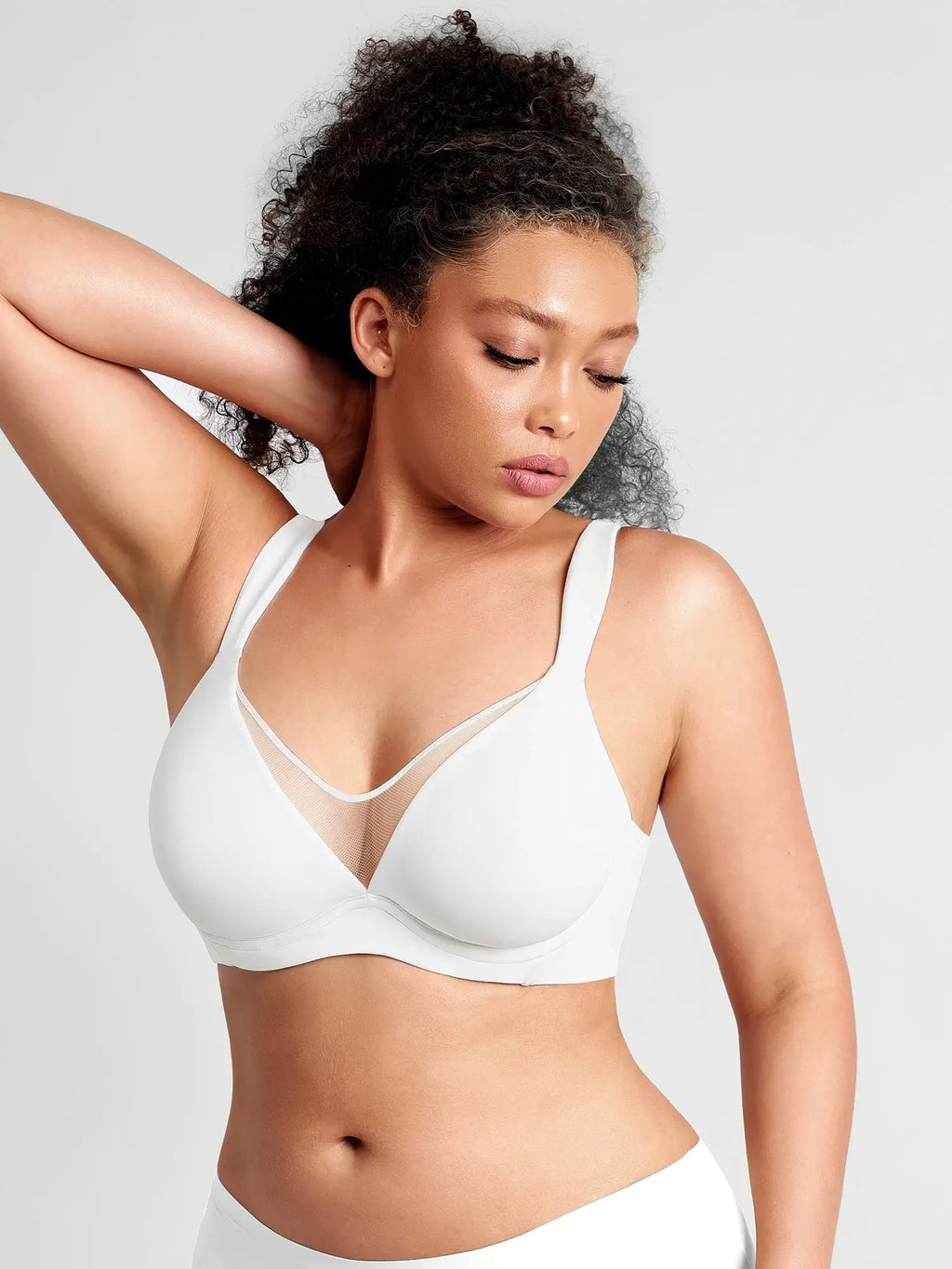 Support V-Neck Sheer Minimizer Bra